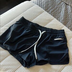 Vuori Clementine shorts Navy